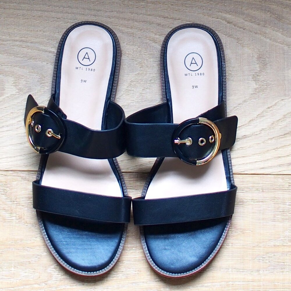 A MTL 1980 | NWOT Sandal Flats w Buckle